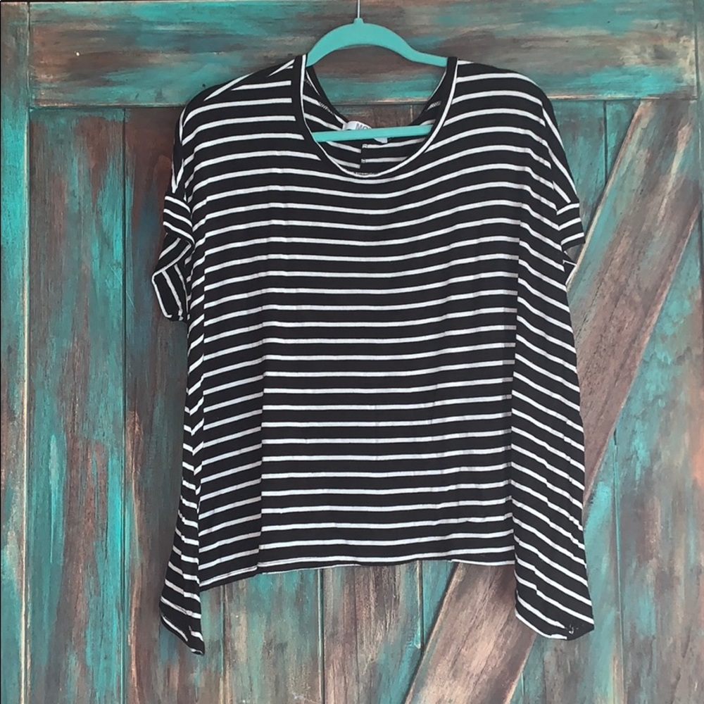 MOD Crop Top